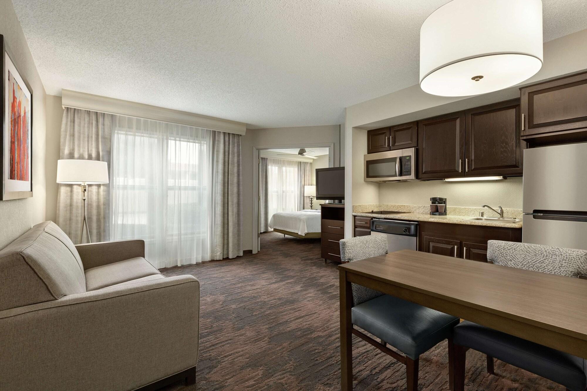 Homewood Suites Dallas/Addison 3* Addison